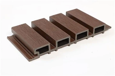 Kültéri WPC falburkolat